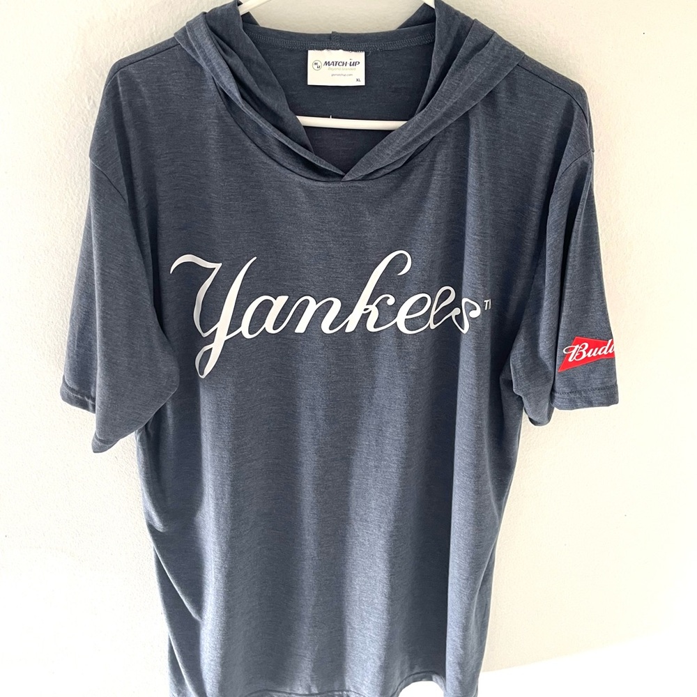 Match Up New York Yankees Lightweight Short Sleeve Hoodie, Size: XL